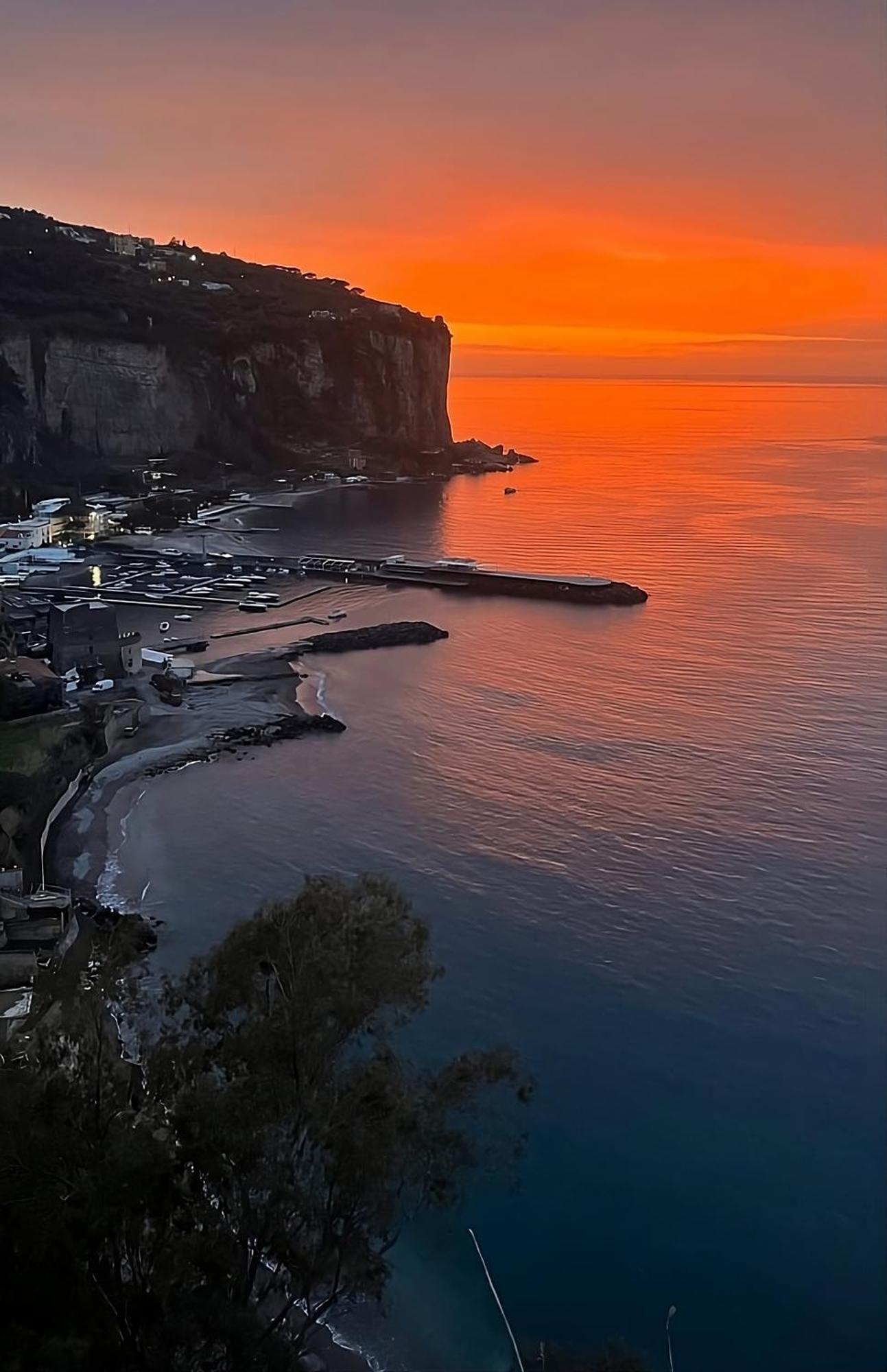 Casalulu Holiday Home - Lovely Apartment Sorrento Coast Вико-Экуенсе Экстерьер фото